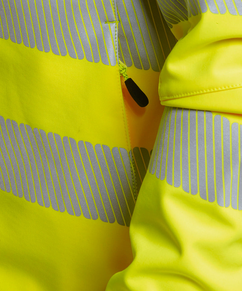 PW3 Hi-Vis Softshell Jacket (T402)